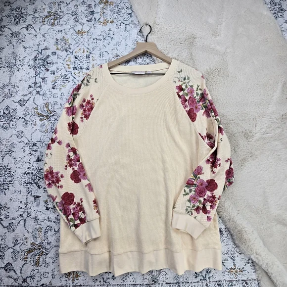 Belle by Kim Gravel Baby Waffle Indigo Floral Sweatshirt Ecru 2X - Picture 2 of 8